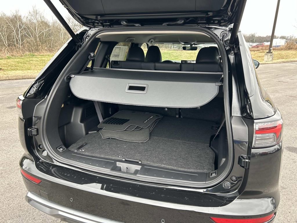 New 2026 Mitsubishi Outlander SE FWD image 11