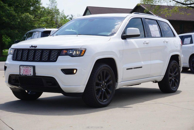 Used 2021 Jeep Grand Cherokee Altitude AWD/4WD image 7