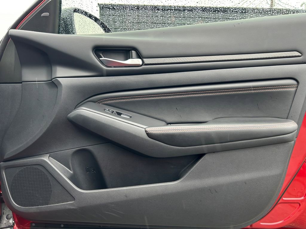 Used 2022 Nissan Altima 2.5 SR image 25