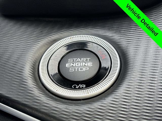 Used 2023 Jeep Grand Cherokee L Laredo image 15