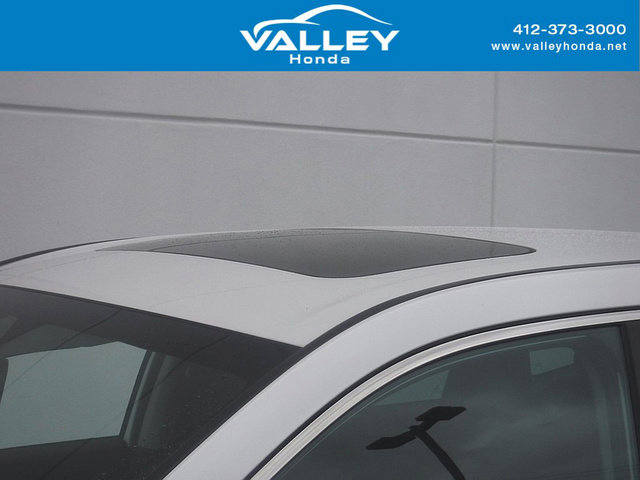 Used 2025 Honda CR-V EX image 3