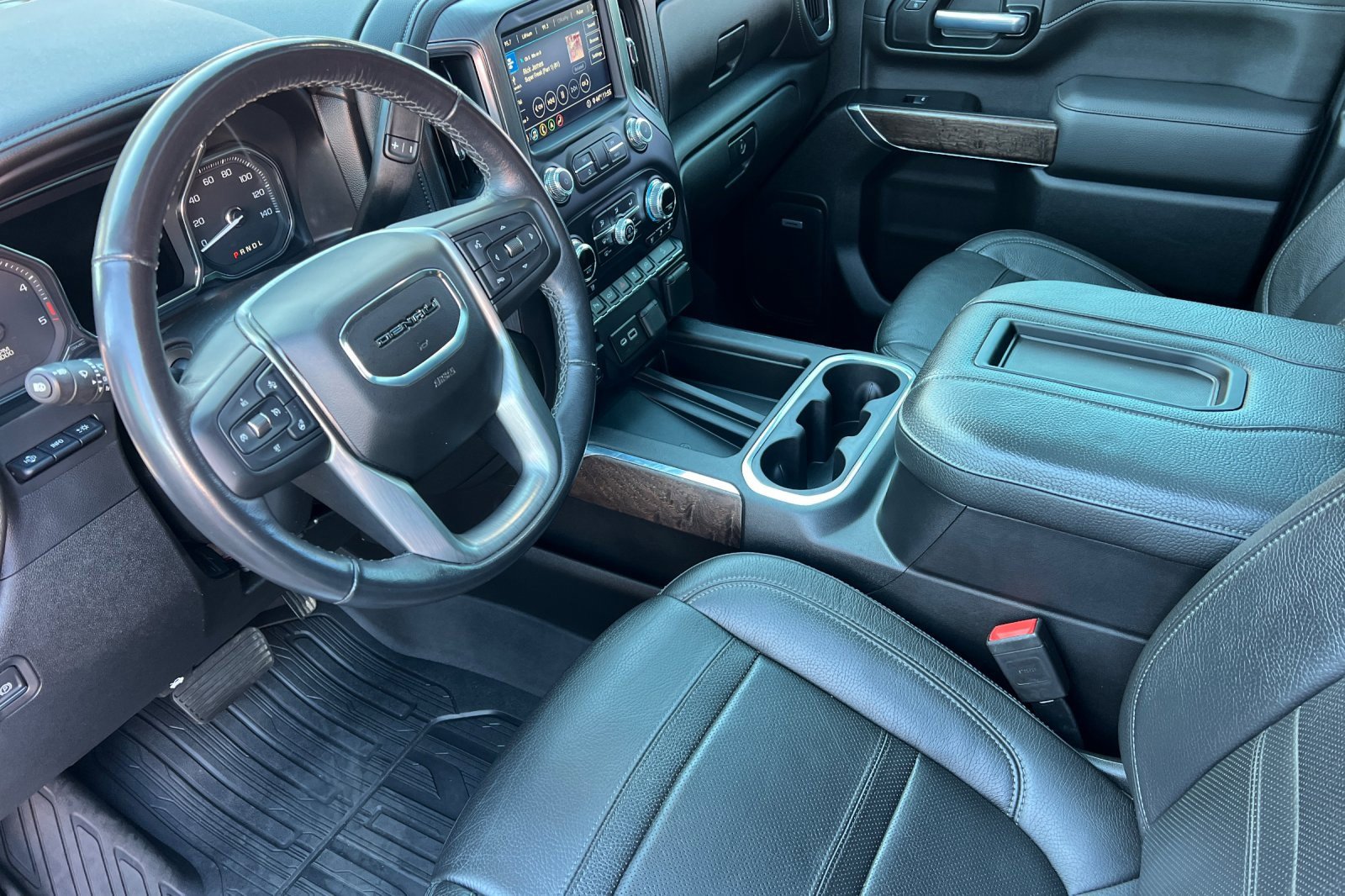 Used 2020 GMC Sierra 3500 Denali w/ Denali Ultimate Package image 10