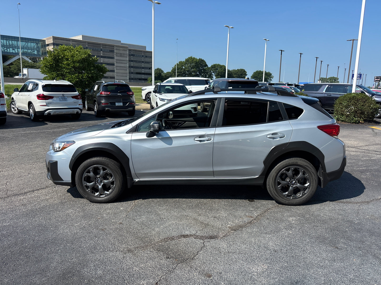 Used 2022 Subaru Crosstrek 2.5i Sport w/ Moonroof Package AWD/4WD image 4