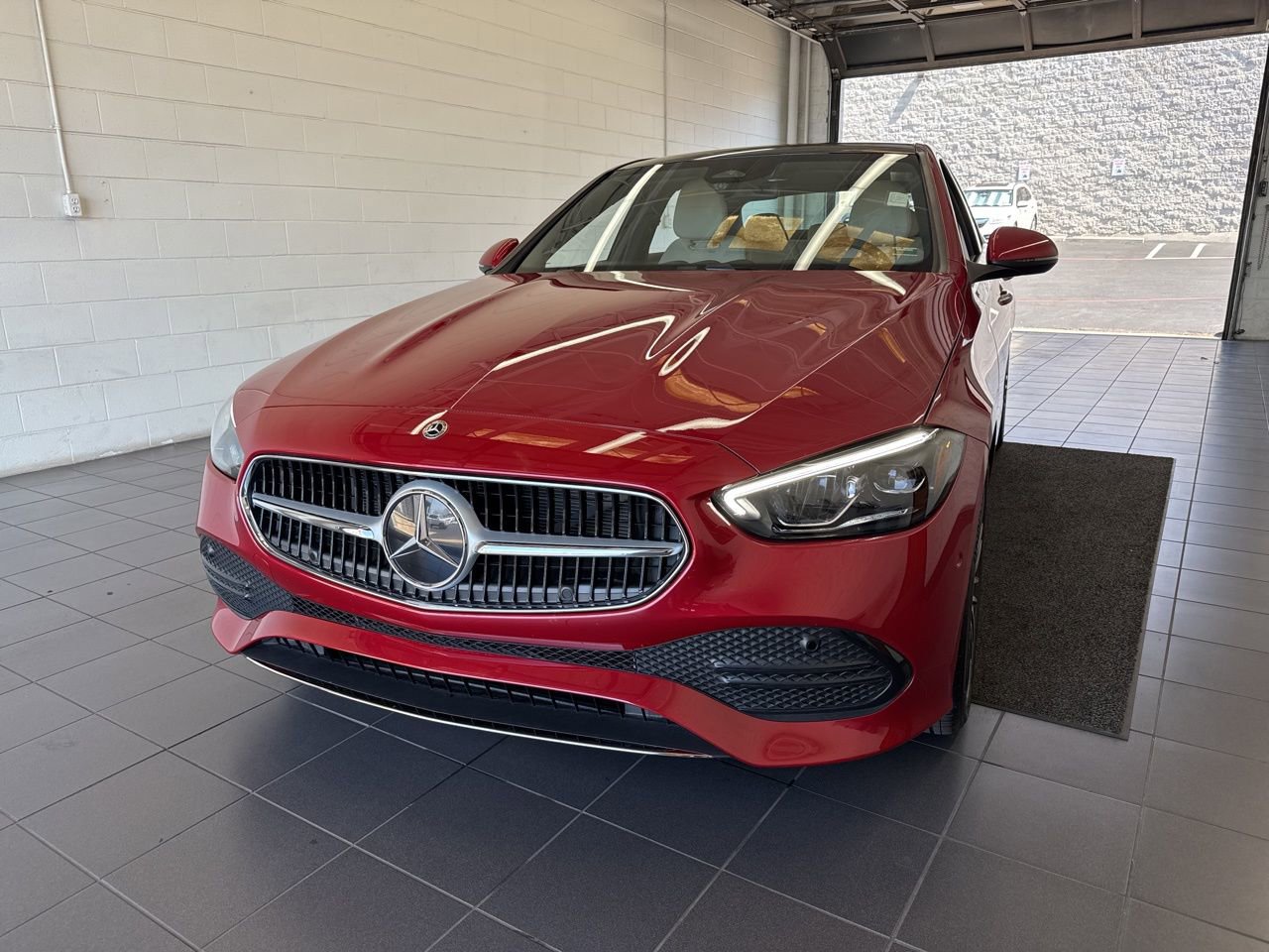 Used 2025 Mercedes-Benz C 300 Sedan image 3