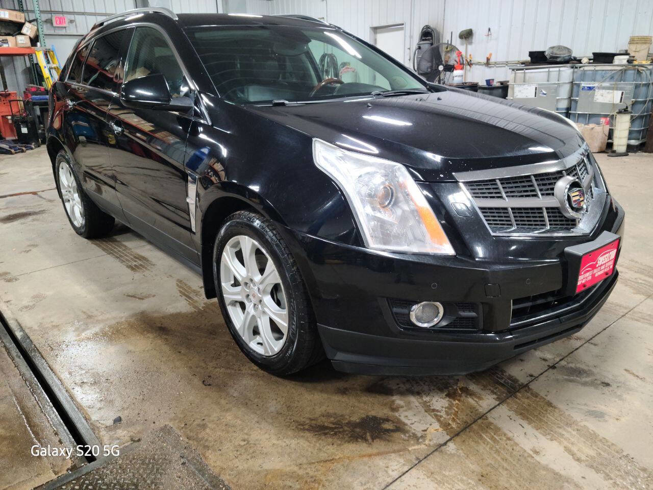 Used 2010 Cadillac SRX Premium image 1