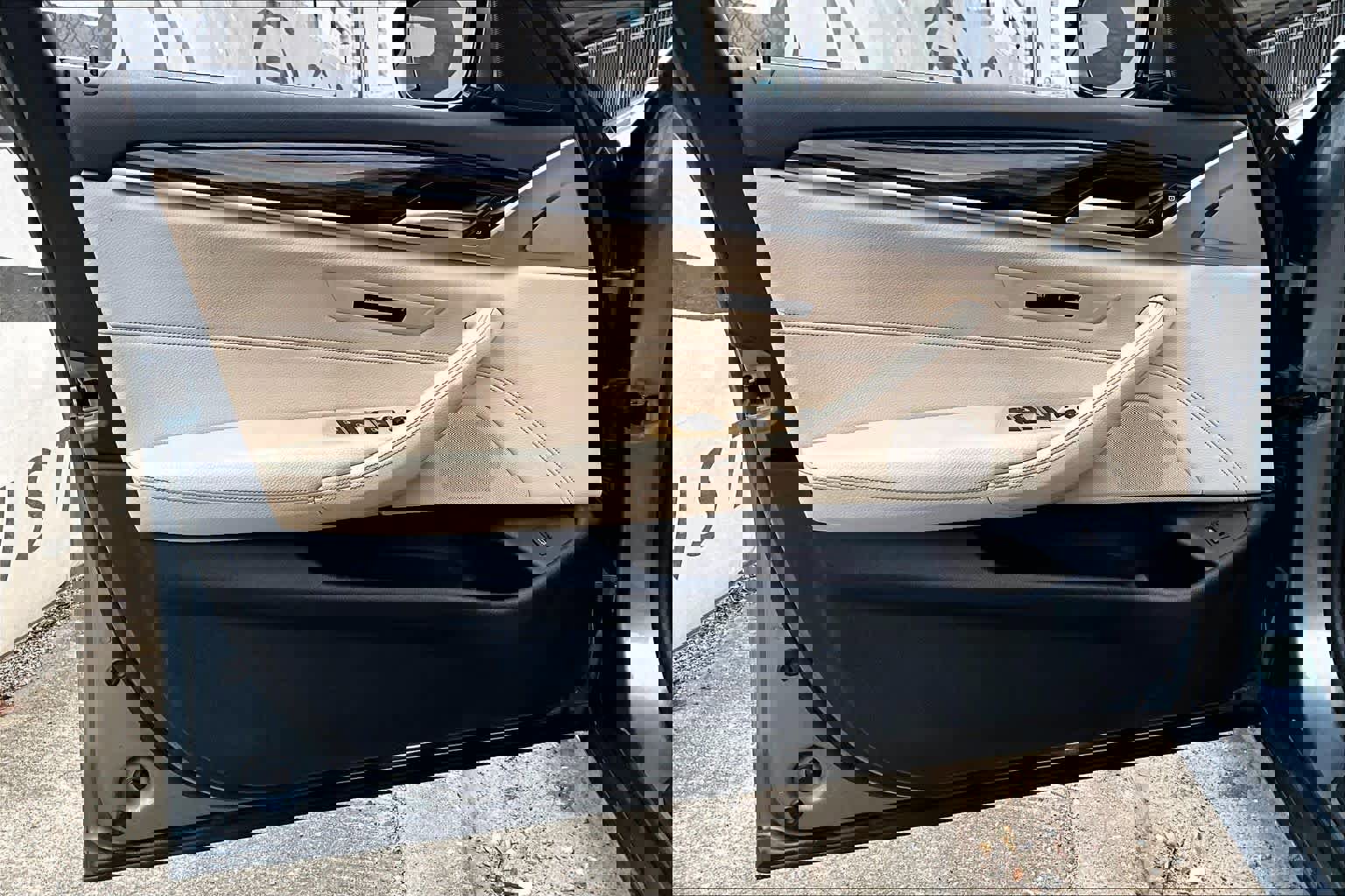 Used 2019 BMW 530i image 22