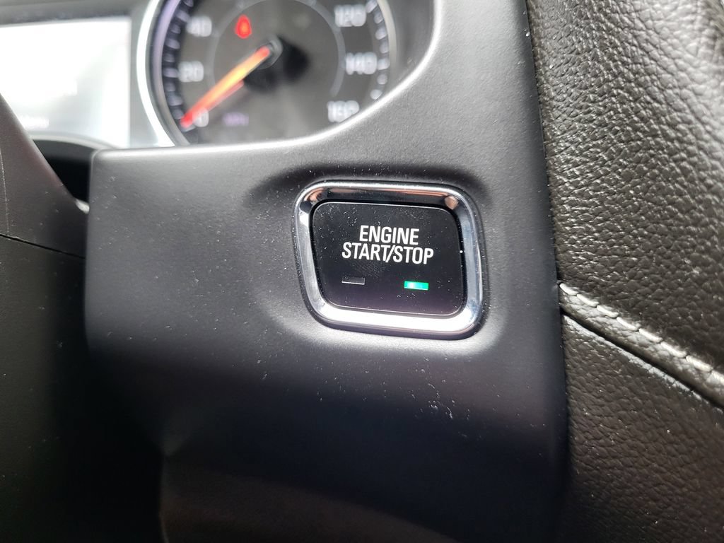 Used 2023 GMC Acadia SLT w/ Elevation Edition FWD image 16