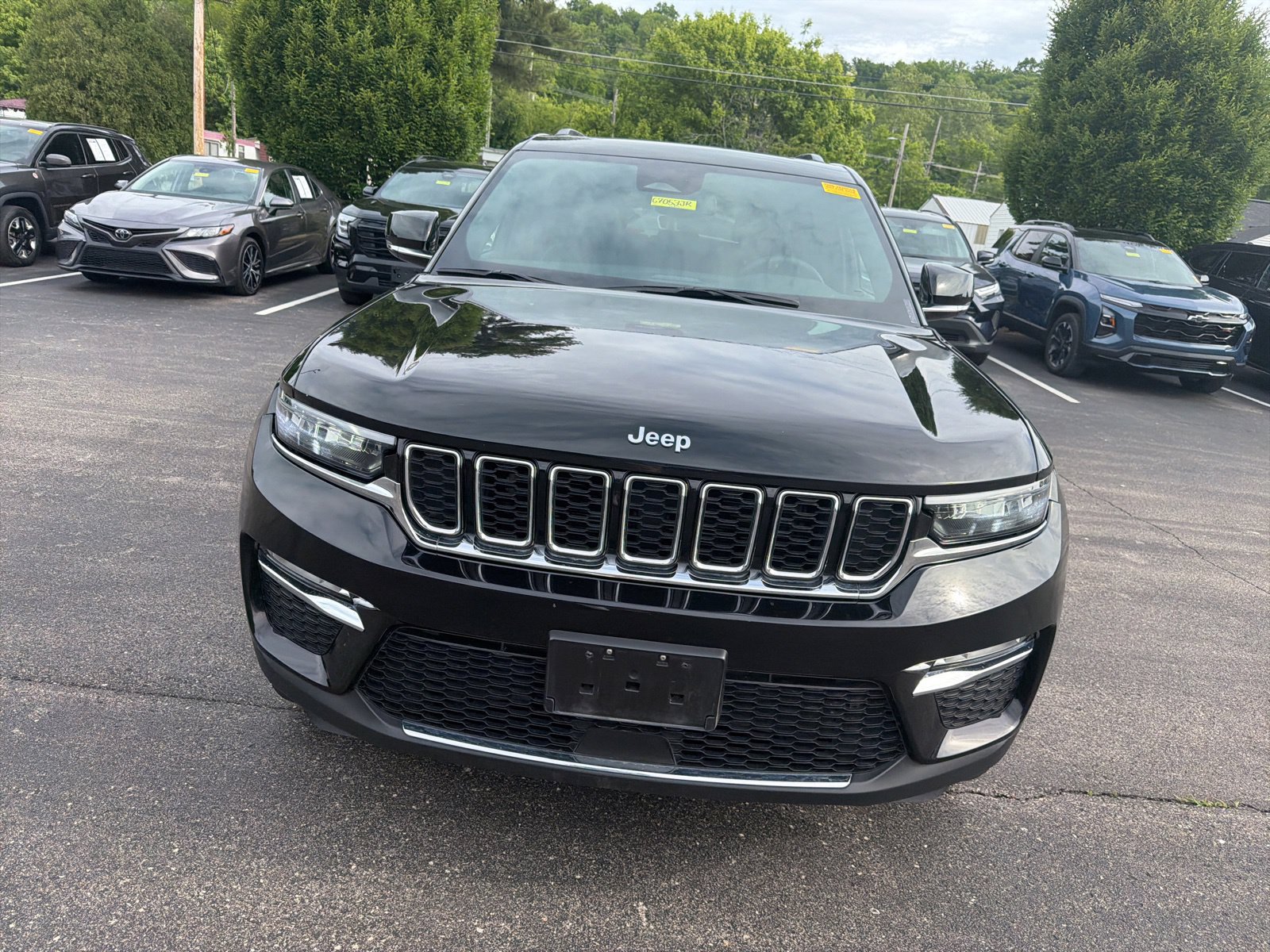 Used 2024 Jeep Grand Cherokee Limited 4xe AWD/4WD image 4