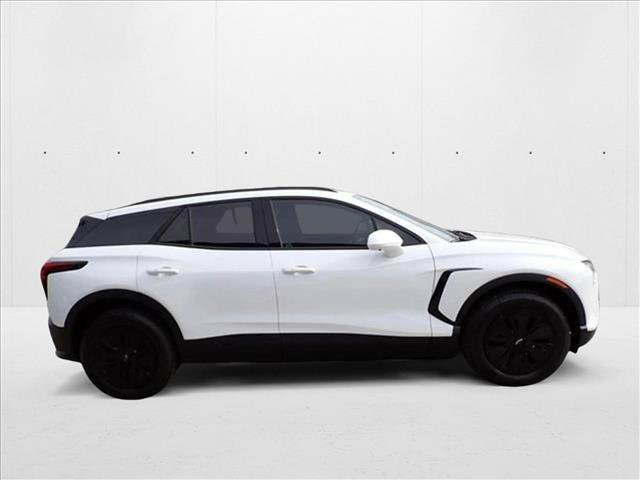 New 2025 Chevrolet Blazer EV LT w/ Super Cruise Package AWD/4WD image 5