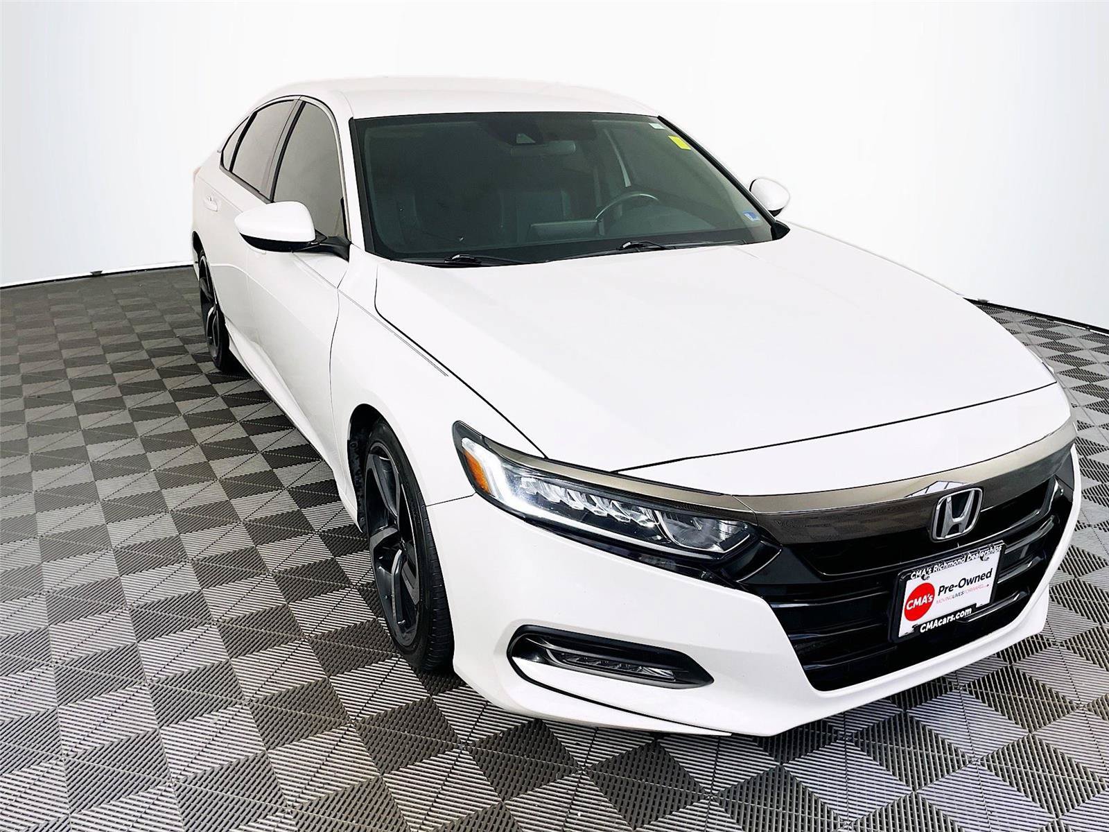 Used 2019 Honda Accord Sport image 1