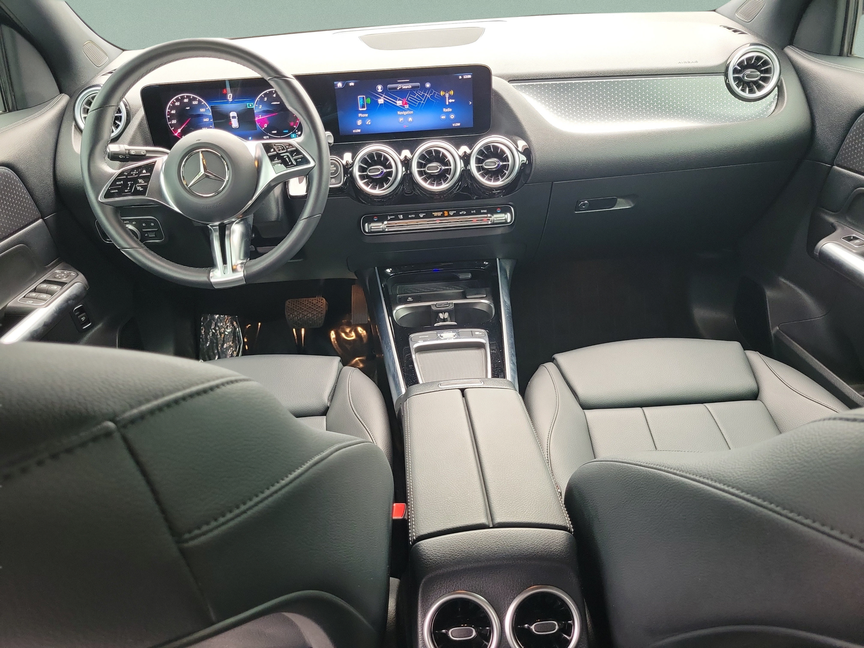 Certified 2025 Mercedes-Benz GLA 250 image 9