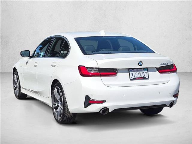Used 2021 BMW 330e w/ Premium Package RWD image 8