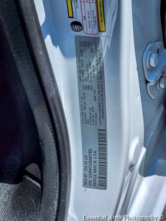 Used 2025 RAM 1500 Big Horn AWD/4WD image 32