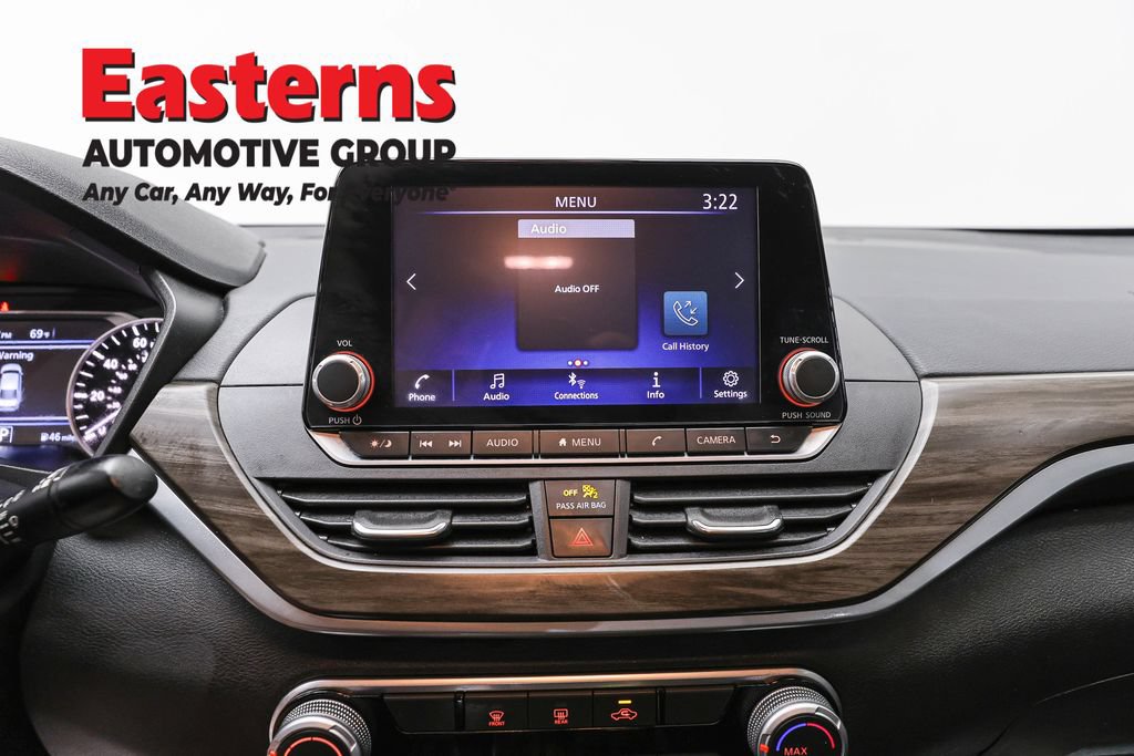 Used 2023 Nissan Altima 2.5 SV AWD/4WD image 12