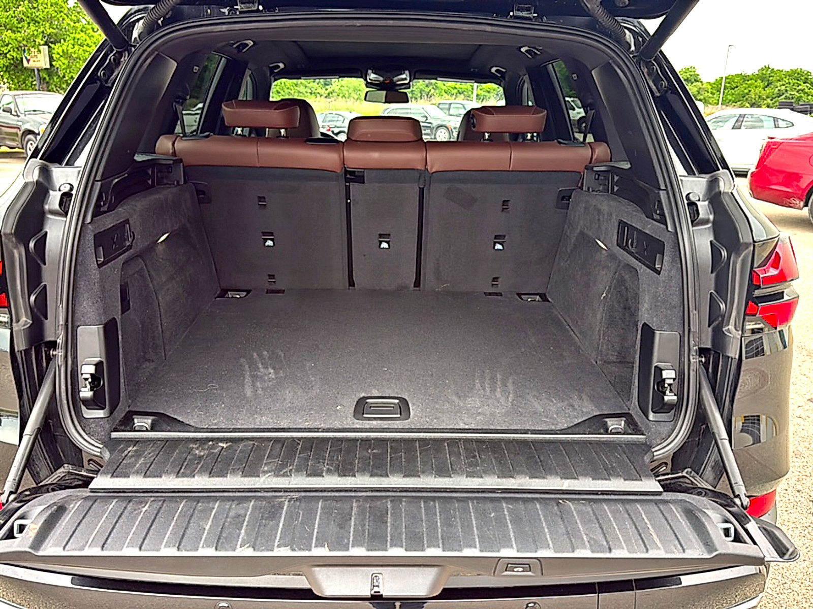 Certified 2024 BMW X5 sDrive40i w/ Premium Package image 9