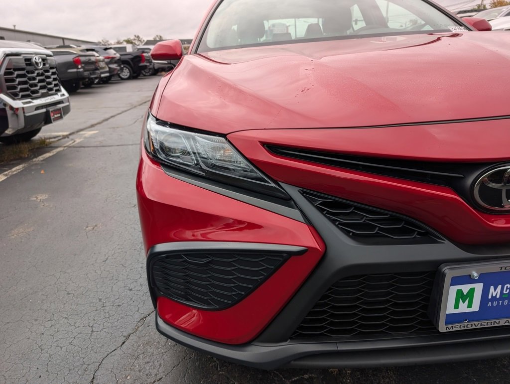 Certified 2023 Toyota Camry SE image 11