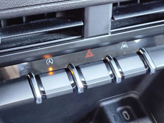 Used 2024 Chevrolet Colorado W/T image 23