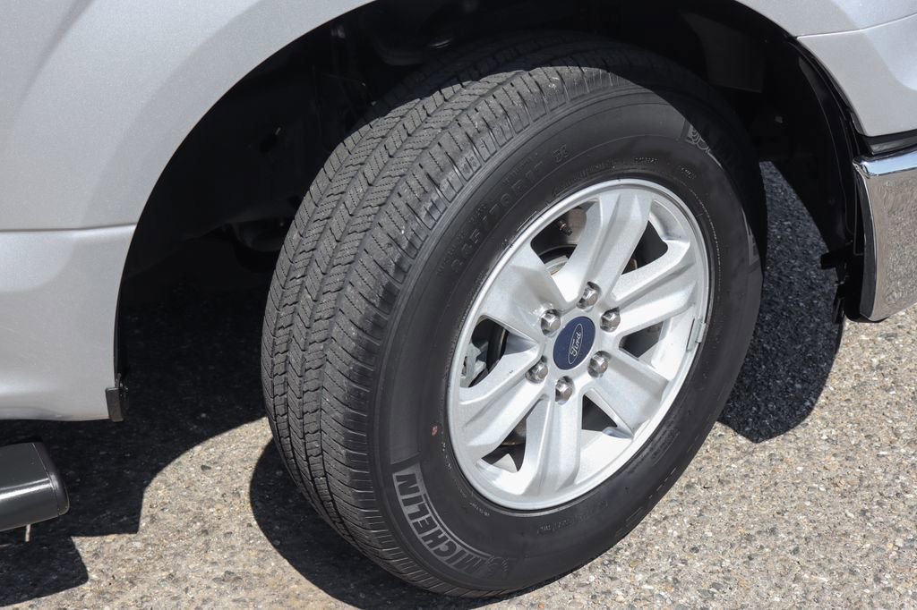 Used 2015 Ford F150 XLT w/ Trailer Tow Package RWD image 47