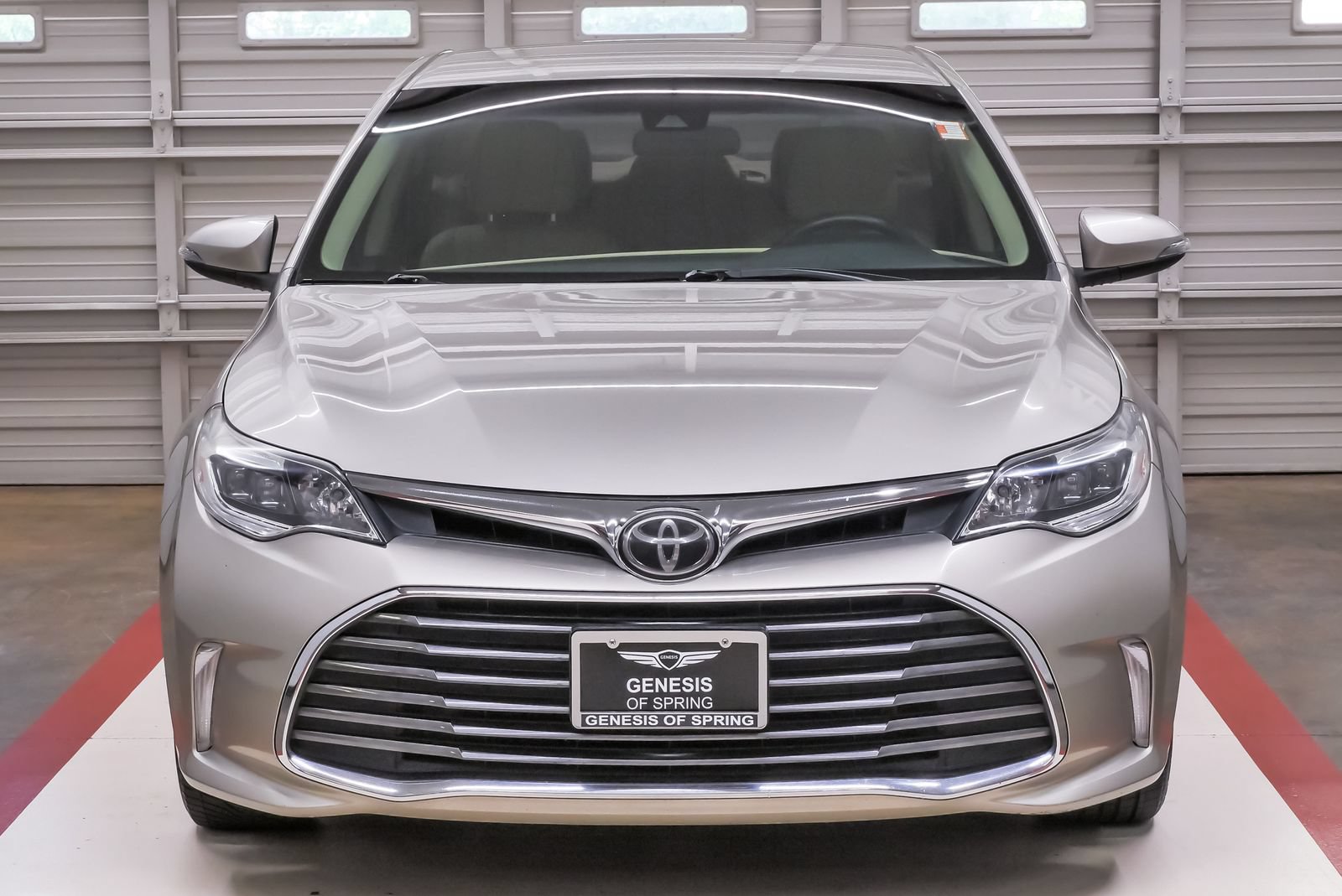 Used 2017 Toyota Avalon XLE FWD image 4
