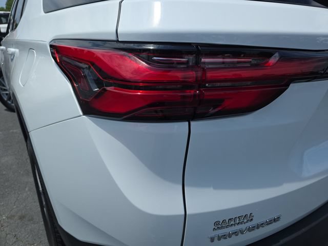 Used 2023 Chevrolet Traverse LT FWD image 36