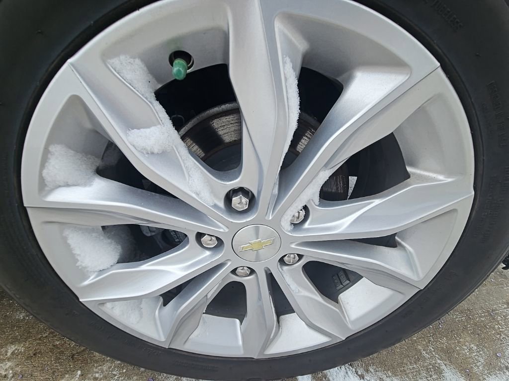 Used 2019 Chevrolet Malibu LT image 9