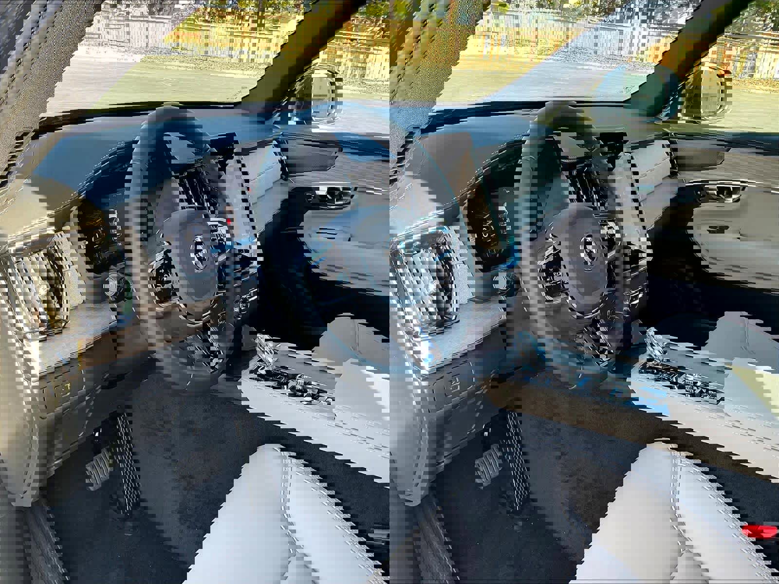 New 2026 Volvo XC90 B6 Plus w/ Protection Package Premier image 8