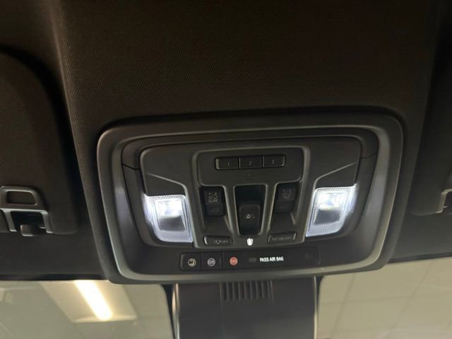 Used 2024 Chevrolet Silverado 2500 High Country w/ High Country Premium Package image 20