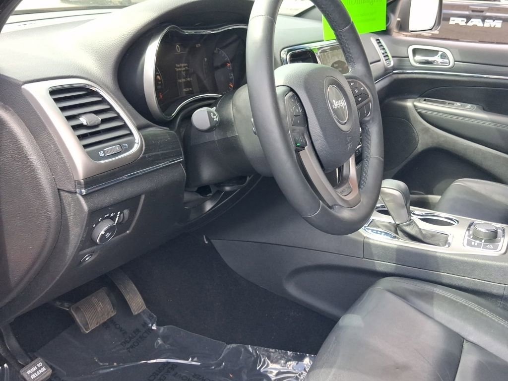 Used 2019 Jeep Grand Cherokee Limited AWD/4WD image 13