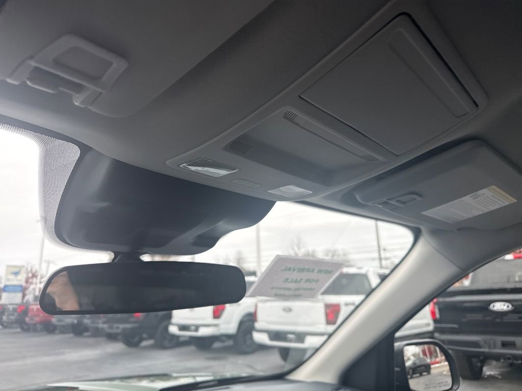 Used 2025 Ford Maverick XL image 34