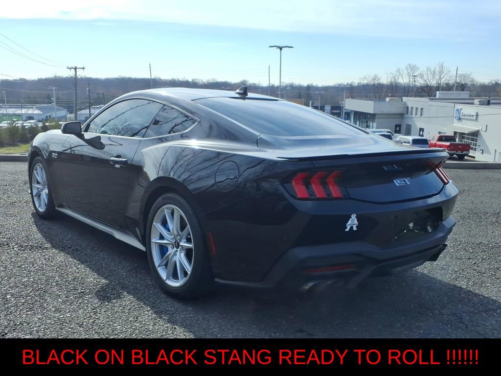 Used 2024 Ford Mustang GT Premium image 5