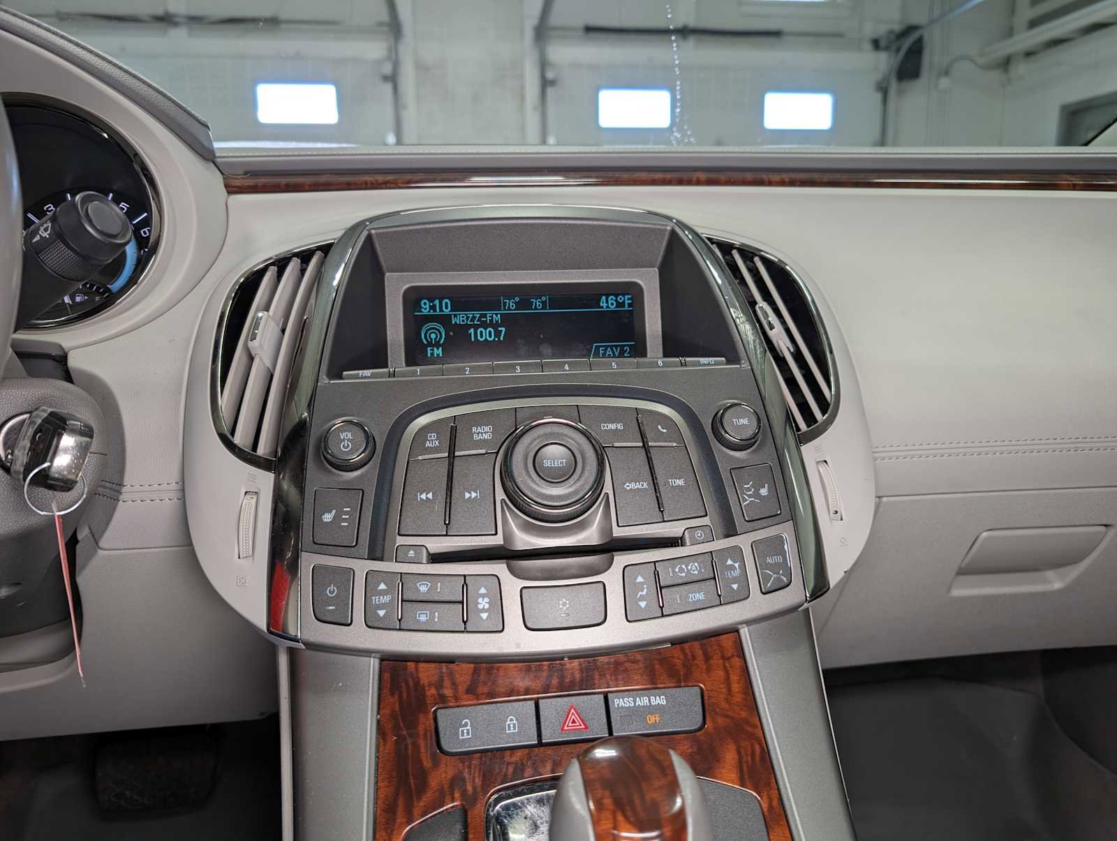 Used 2012 Buick LaCrosse Leather FWD image 29