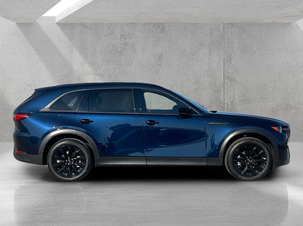 New 2025 MAZDA CX-90 Plug-In Hybrid w/Premium Sport image 4