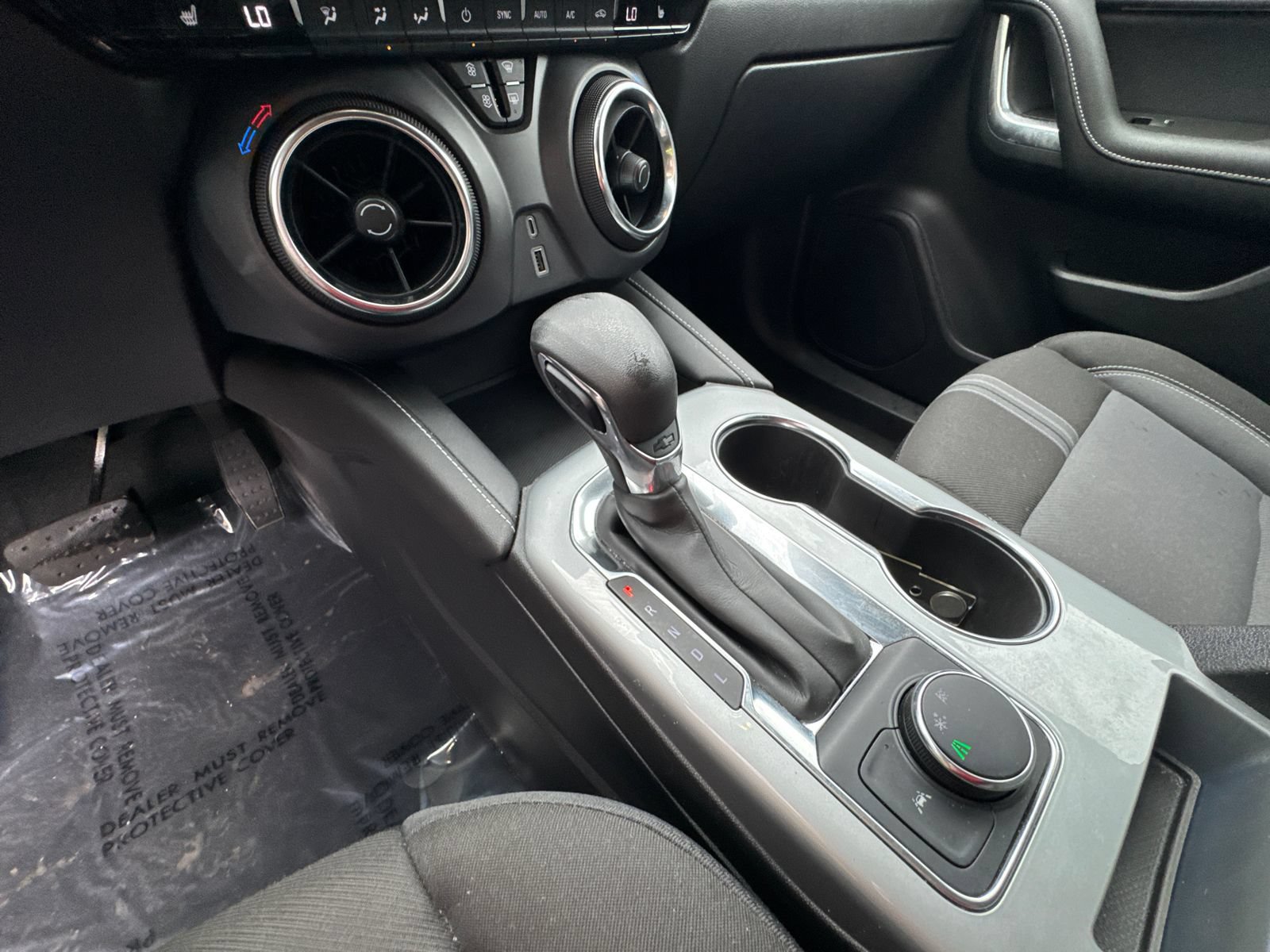 Used 2025 Chevrolet Blazer LT FWD image 30
