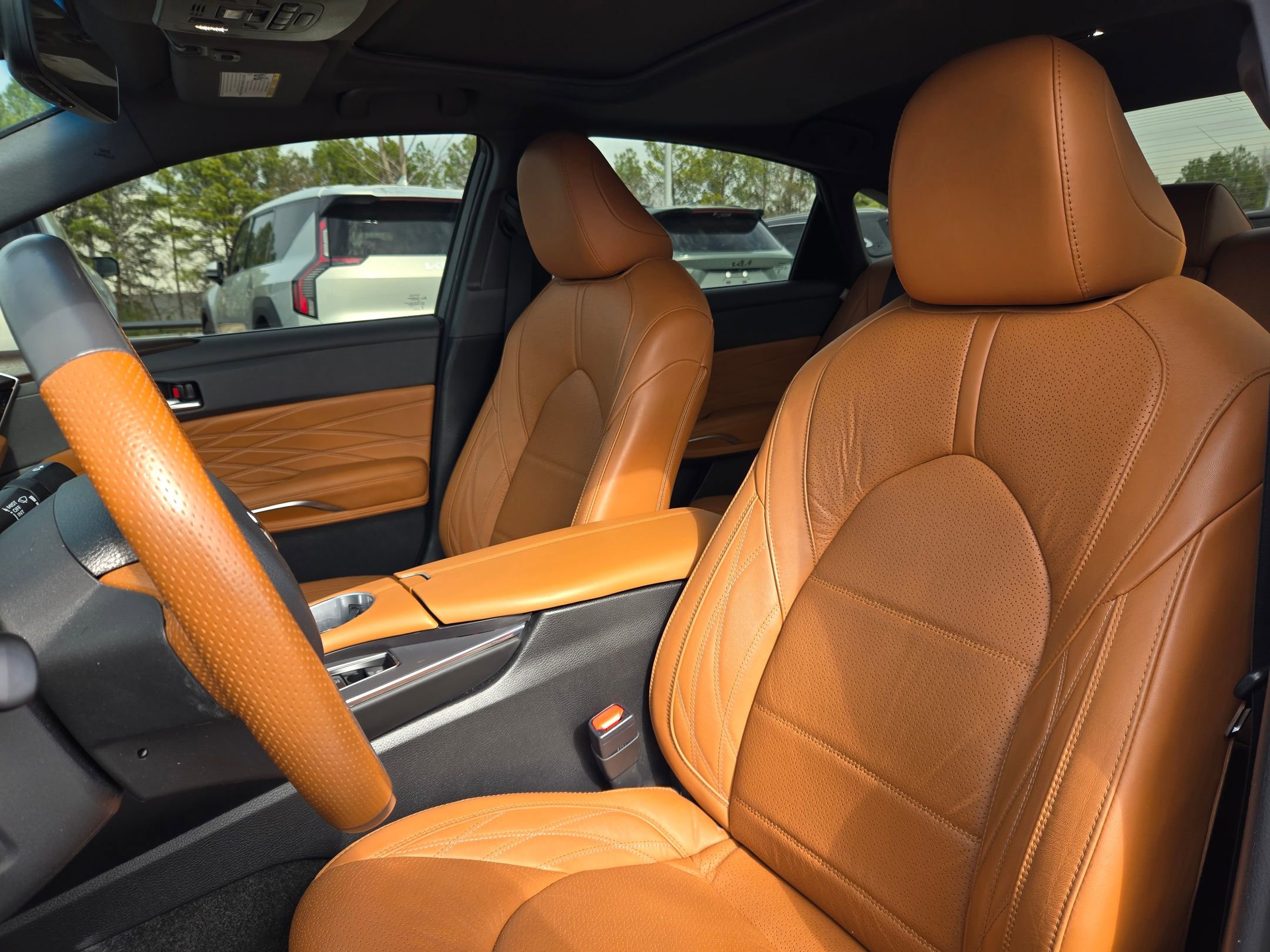 Used 2022 Toyota Avalon Limited w/ Advanced Safety Package image 22