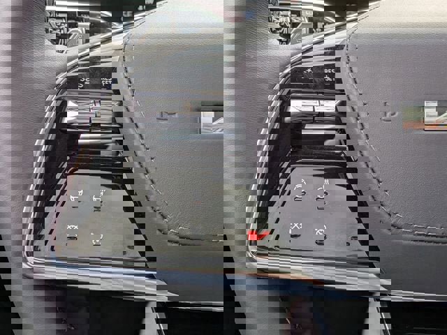 New 2026 Cadillac Lyriq V image 16