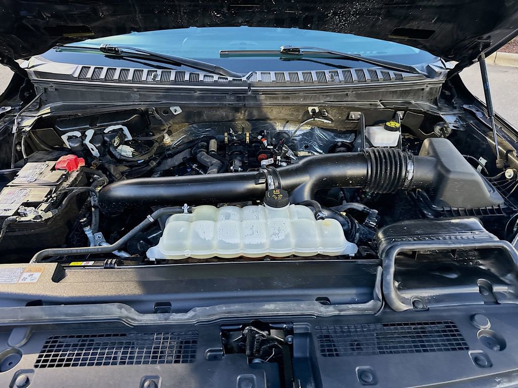 Used 2024 Ford Expedition Max XLT image 25