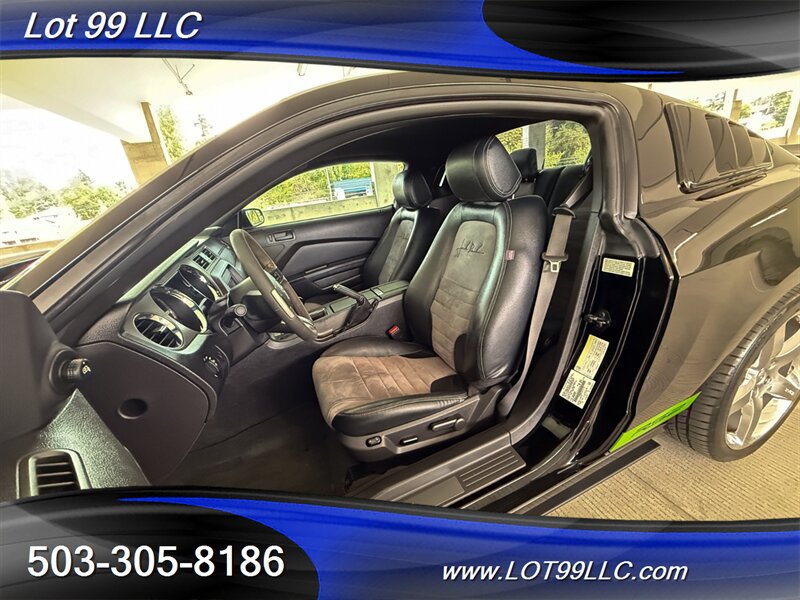 Used 2013 Ford Mustang GT RWD image 2