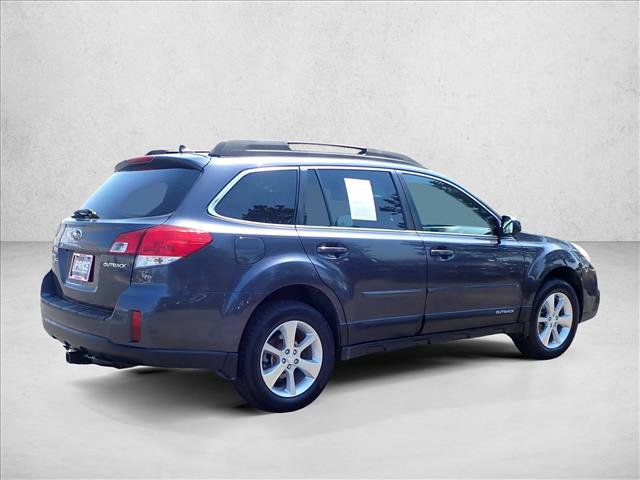 Used 2013 Subaru Outback 2.5i Limited w/ Moonroof Pkg AWD/4WD image 4