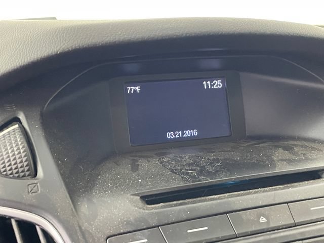 Used 2016 Ford Focus SE w/ Equipment Group 201A FWD image 7