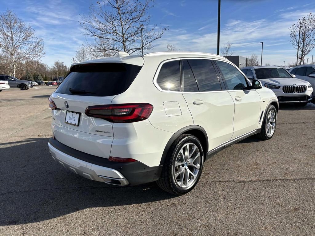 Certified 2023 BMW X5 xDrive45e w/ Parking Assistance Package image 7