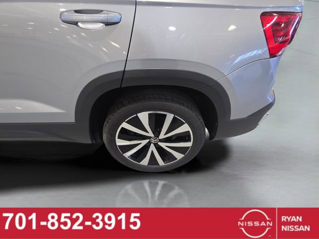 Used 2024 Volkswagen Taos SE image 22
