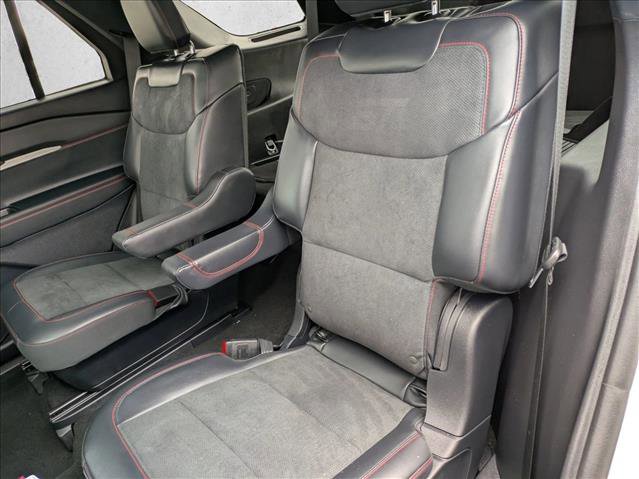 Used 2025 Ford Explorer ST w/ Sun And Sound Package image 14