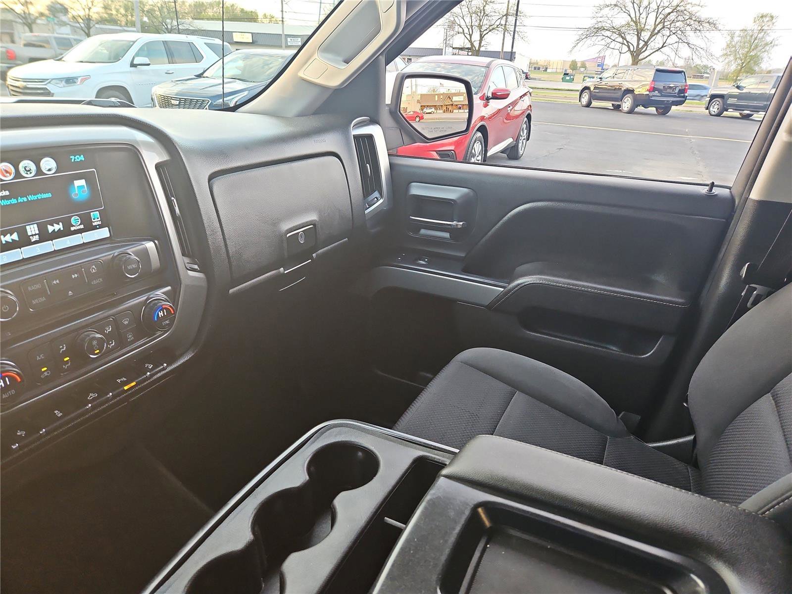 Used 2017 Chevrolet Silverado 1500 LT w/ All Star Edition image 10