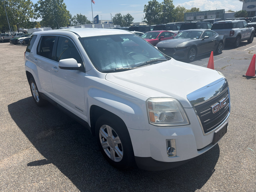 Used 2015 GMC Terrain SLE FWD image 3
