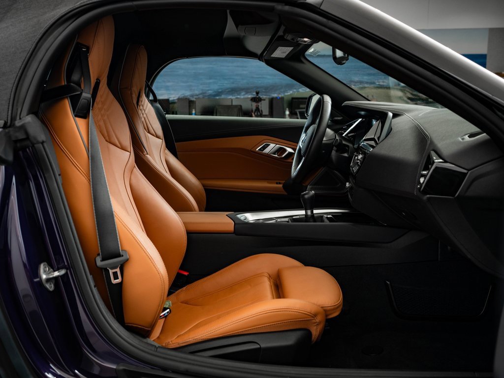 Used 2026 BMW Z4 M40i image 30
