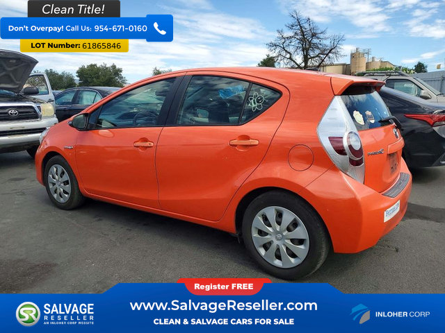 Used 2013 Toyota Prius C Three FWD image 3