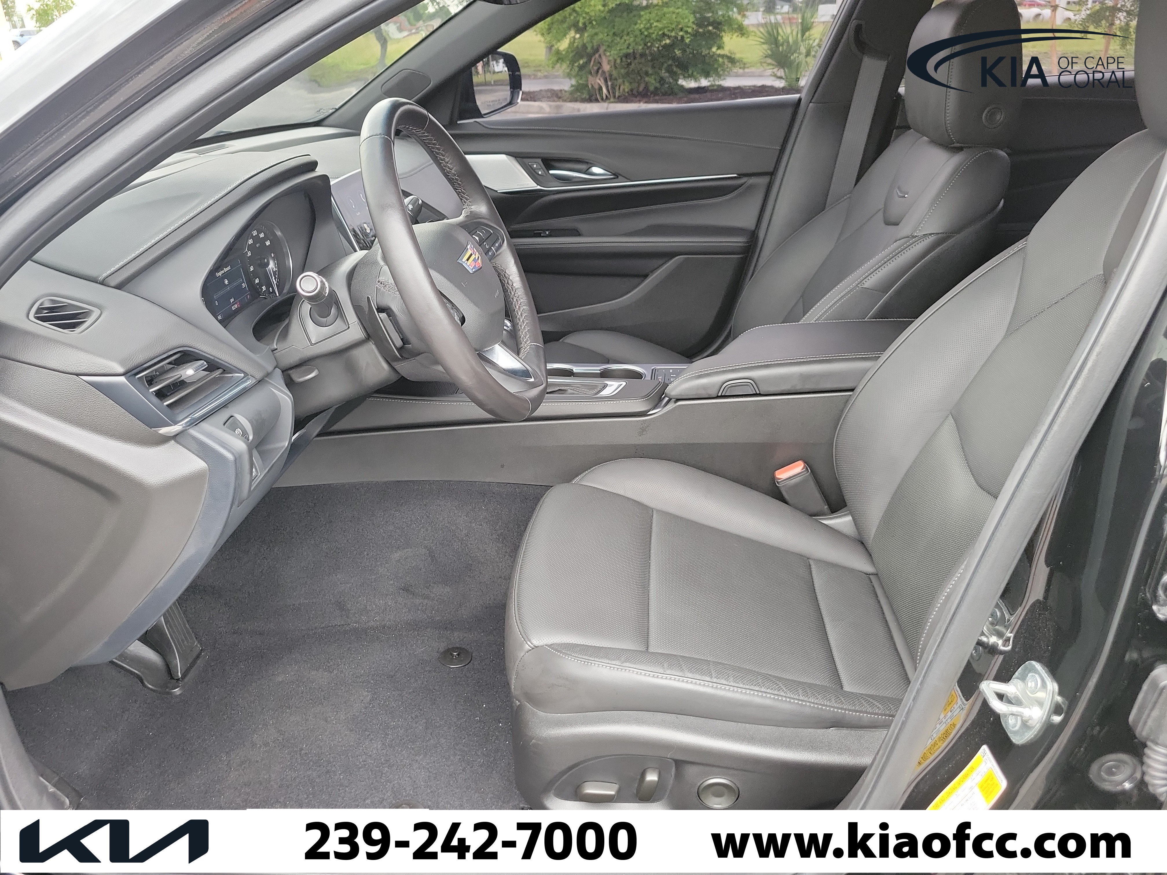 Used 2025 Cadillac CT4 Premium Luxury RWD image 20