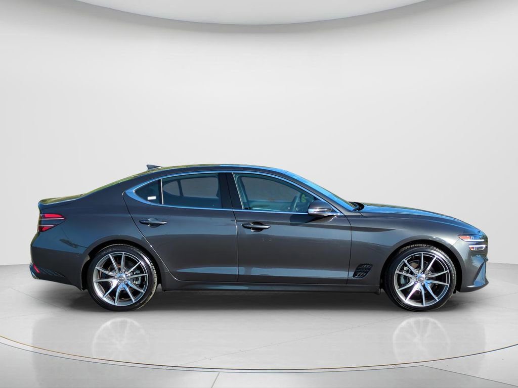 Used 2023 Genesis G70 2.0T AWD/4WD image 4