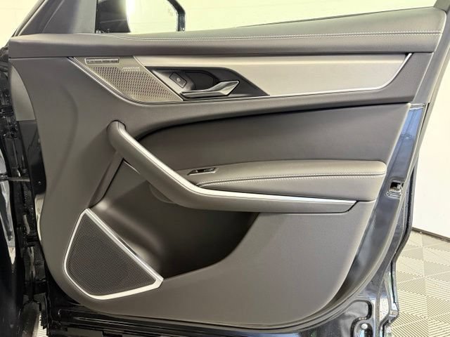 New 2026 Jaguar F-PACE R-Dynamic S AWD/4WD image 17