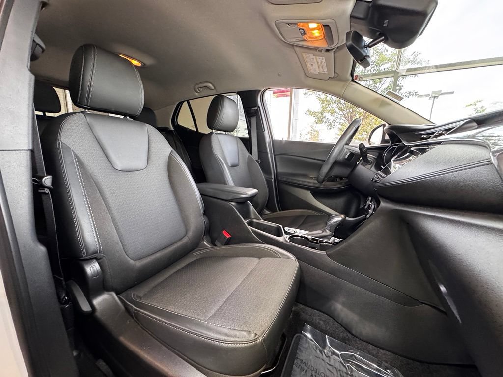 Used 2021 Buick Encore GX Select w/ Advanced Technology Package FWD image 48